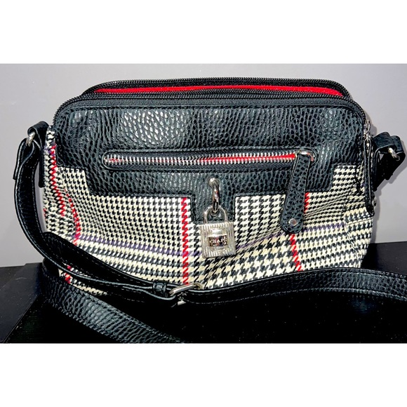 𐙚⋆˚✿˖° Chaps Houndstooth Black/White shoulder Bag 𐙚⋆˚✿˖° - Picture 5 of 10